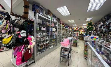 Casa rentera en venta en el centro de Loja