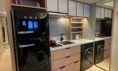 Studio unit Laya Residences by Shangrila Properties