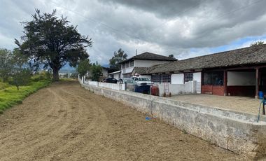 Hacienda ganadera en Cayambe de venta 62 hectareas