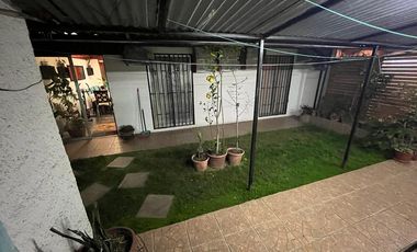 ¡Rebajada! Casa ampliada en Villa Pehuén, Maipú.
