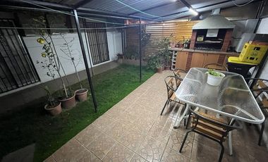 ¡Rebajada! Casa ampliada en Villa Pehuén, Maipú.