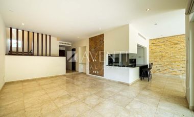 Casa en Venta, Isla Dorada Residencial, Cancún Quintana Roo.