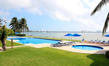 Casa en Venta, Isla Dorada Residencial, Cancún Quintana Roo.