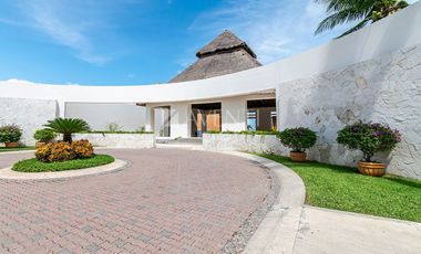 Casa en Venta, Isla Dorada Residencial, Cancún Quintana Roo.