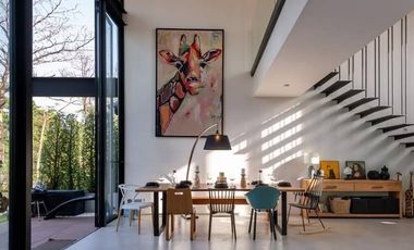 Luxury Modern Pool Villa Loft in Bangkrajao, Samutprakan for Rent and Sale