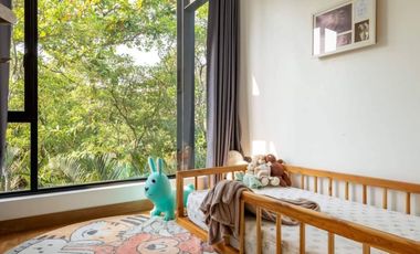 Luxury Modern Pool Villa Loft in Bangkrajao, Samutprakan for Rent and Sale