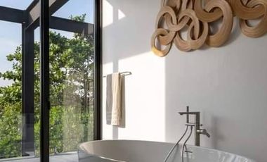 Luxury Modern Pool Villa Loft in Bangkrajao, Samutprakan for Rent and Sale