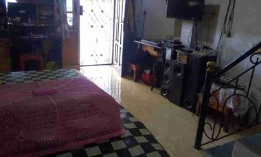 Dijual Murah Rumah 1,5 Lantai Dekat Summarecon Bekasi