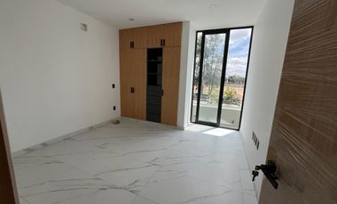 CASA EN VENTA EN VALLE IMPERIAL