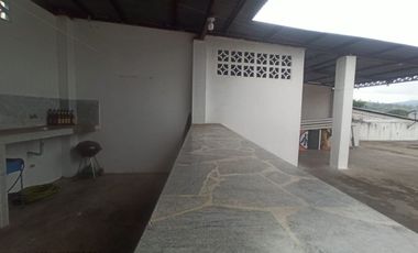edificio de venta en santa ana manabi