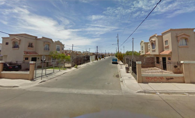 -Casa en Remate Bancario-Mexicali, Baja California