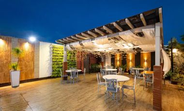 Fully furnished Bright and Airy unit in Crowne Bay Tower for sale