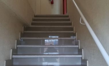 Oficina climatizada con 3 privados en el Fracc. Costa Verde. Incluye agua