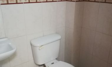 Oficina climatizada con 3 privados en el Fracc. Costa Verde. Incluye agua