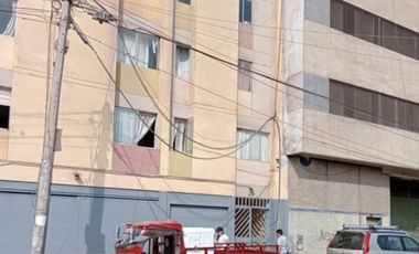 VENDO DEPARTAMENTO RECIDENCIAL ACOMAYO 5PISO JIRON ACOMAYO 251 CERCADO DE LIMA
