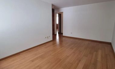 AMPLIO FLAT DE 346 m2 EN CHACARILLA, SURCO.