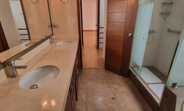 AMPLIO FLAT DE 346 m2 EN CHACARILLA, SURCO.