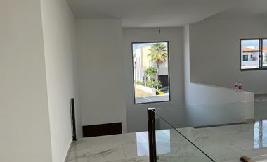 ESTRENE RESIDENCIA FRACC PARAÍSO COUNTRY CLUB EMILIANO ZAPATA MORELOS