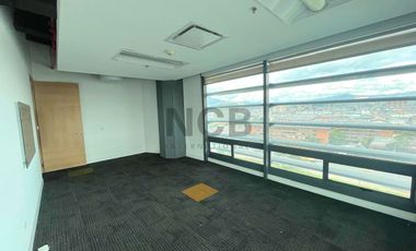 OFICINA EN ARRIENDO SECTOR CENTRO COMERCIAL MALLPLAZA BOGOTA