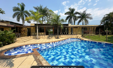 Casa campestre en el condominio casa de campo en restrepo