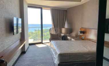 FOR SALE: SEAVIEW STUDIO CONDOTEL IN SOUTH REEF, MACTAN CEBU. CURRENTLY OPERATING, READY TO GENERATE ROI.