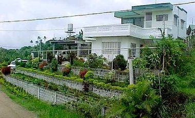 Pre-Owned Old House Overlooking Taal Lake in San Jose, Tagaytay City Cavite