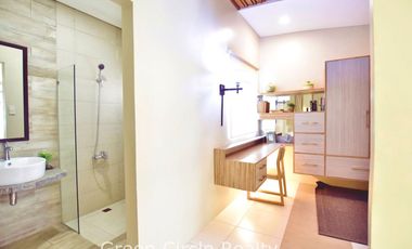 3BR Townhouse near Metro Manila