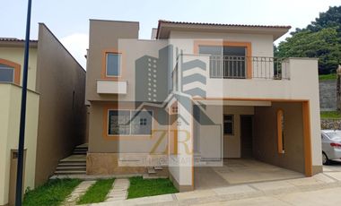 HERMOSAS CASAS EN VENTA EN Residencial Pedreña🏘️