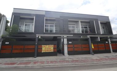 2 Storey with 3 Bedroom and 2 Car Garage Townhouse For sale in Fairview Quezon City PH2889