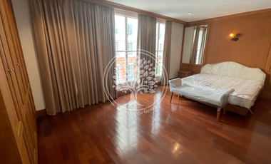 4 Bedrooms Townhouse for Sale or Rent in Baan Klang Krung British Town Thonglor