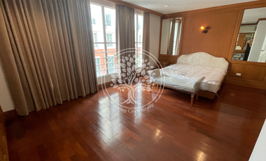 4 Bedrooms Townhouse for Sale or Rent in Baan Klang Krung British Town Thonglor
