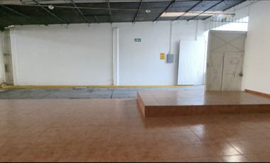 Local Comercial Escuela en Venta sobre el  Boulevard Adolfo López Mateos, 3021 Oriente, León, Gto. Frente Hotel