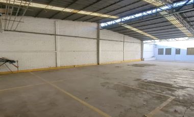 Local Comercial Escuela en Venta sobre el  Boulevard Adolfo López Mateos, 3021 Oriente, León, Gto. Frente Hotel