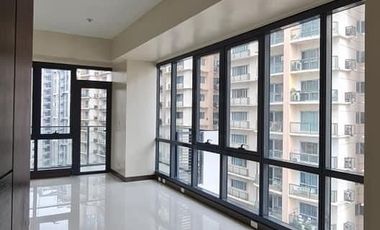 2 bedroom condo unit for sale in Florence McKinley Hill with rent to own terms