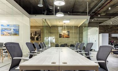 Posicionamiento Empresarial: Oficinas de Lujo en la Zona Financiera