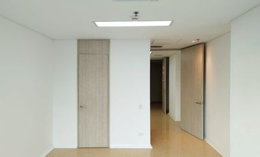 PR17107 Consultorio en arriendo en el sector Las Vegas, Envigado