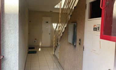 Se vende  amplio depto  3D 1B metro Barrancas Pudahuel