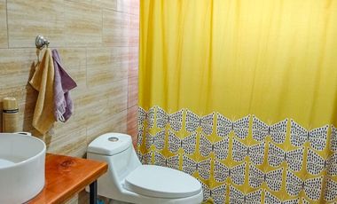 🏠León Propiedades vende moderna casa estilo mediterraneo en sector Cuyuncavi Alto🏠