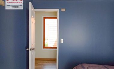 🏠León Propiedades vende moderna casa estilo mediterraneo en sector Cuyuncavi Alto🏠