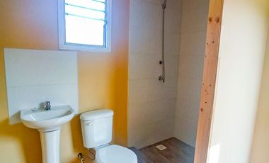 🏠León Propiedades vende moderna casa estilo mediterraneo en sector Cuyuncavi Alto🏠