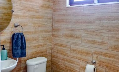 🏠León Propiedades vende moderna casa estilo mediterraneo en sector Cuyuncavi Alto🏠