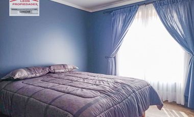 🏠León Propiedades vende moderna casa estilo mediterraneo en sector Cuyuncavi Alto🏠