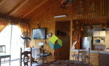 Parcela con casa y piscina, a pasos del centro de Quillón