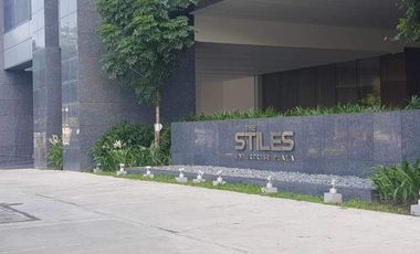 Office at Stiles Circuit – RUSH SALE!