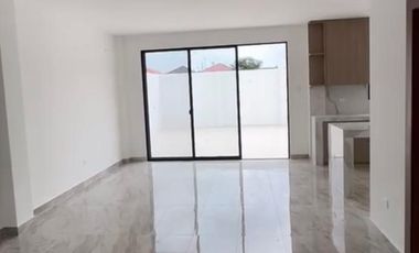 Samborondon, Renta Linda casa 3 dormitorios con Piscina