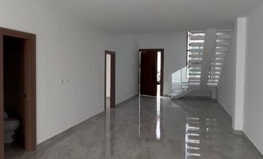 Samborondon, Renta Linda casa 3 dormitorios con Piscina