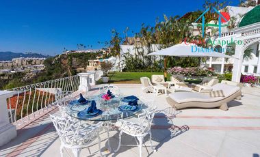 Casa en renta vacacional con alberca y áreas de jardín, sky roof, bar y asador