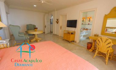 Casa en renta vacacional con alberca y áreas de jardín, sky roof, bar y asador