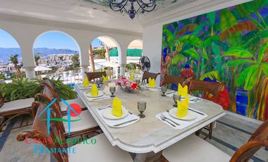 Casa en renta vacacional con alberca y áreas de jardín, sky roof, bar y asador