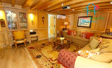 Casa en renta vacacional con alberca y áreas de jardín, sky roof, bar y asador